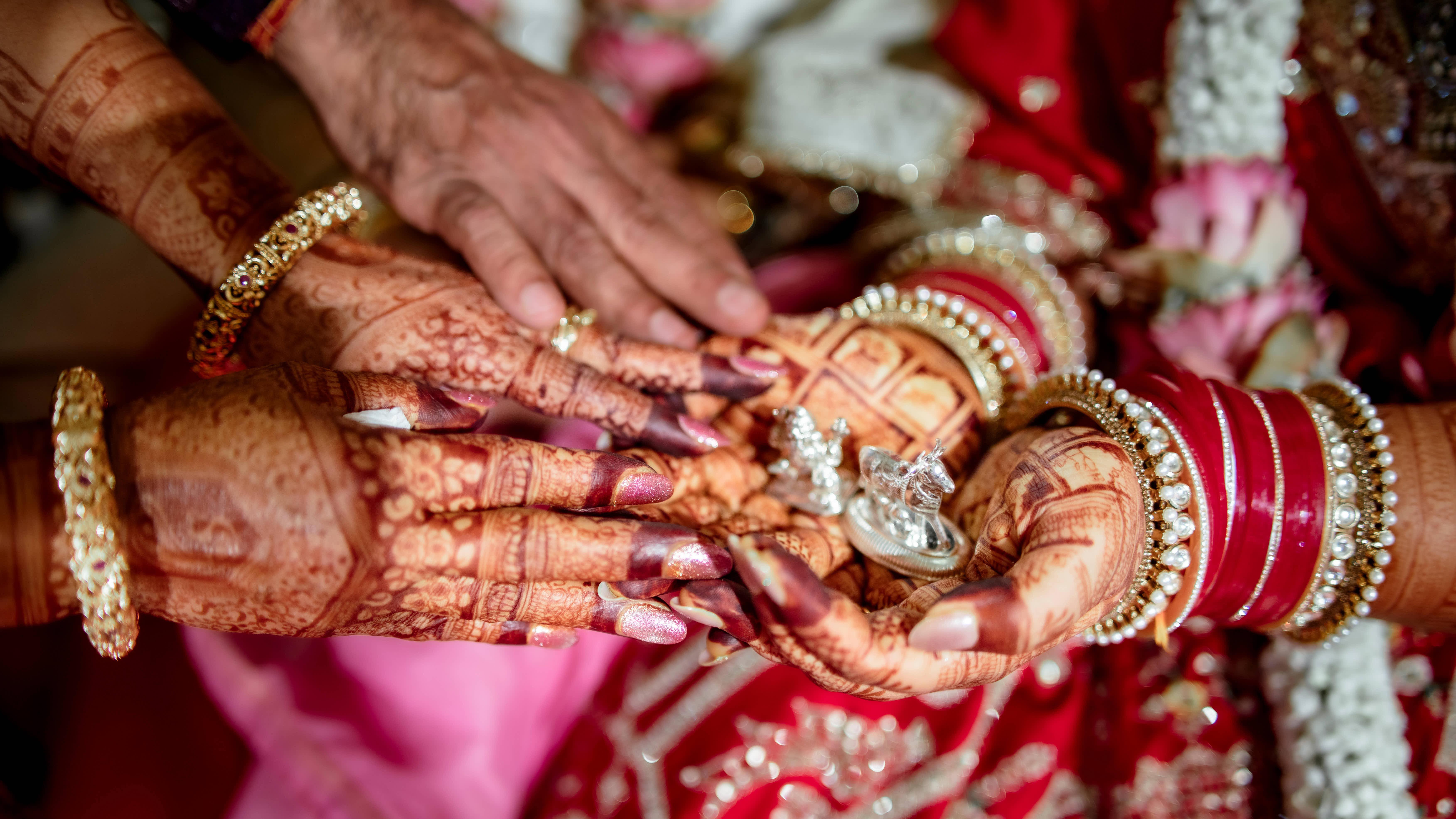 Candid wedding moment captured by Simpli Versatile Photography